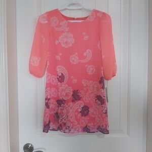 AMY WEAR DRESS//HANGING